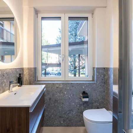 Paradise Modern & Cozy - Bgy 5 Min Private Parking * ברגמו